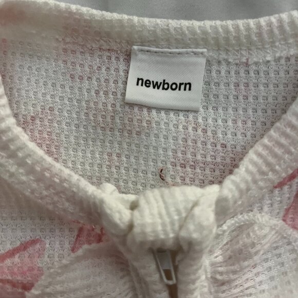 Baby Girl sleeper - Picture 5 of 7